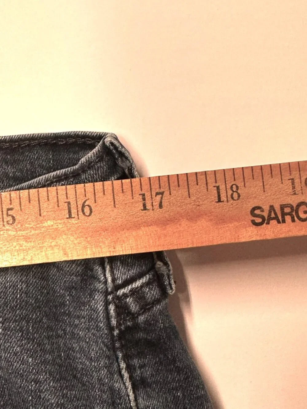Levi’s 559 Relaxed Straight Jeans 36x30 Medium Wash Blue Zip Fly Denim